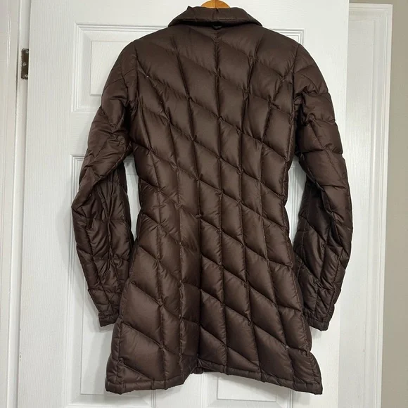 Patagonia Women’s Quilted Down Insulated Parka in Chevron Brown Jacket - Picture 3 of 10